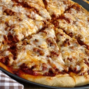 Pizza Tradicional Bolognesa_1