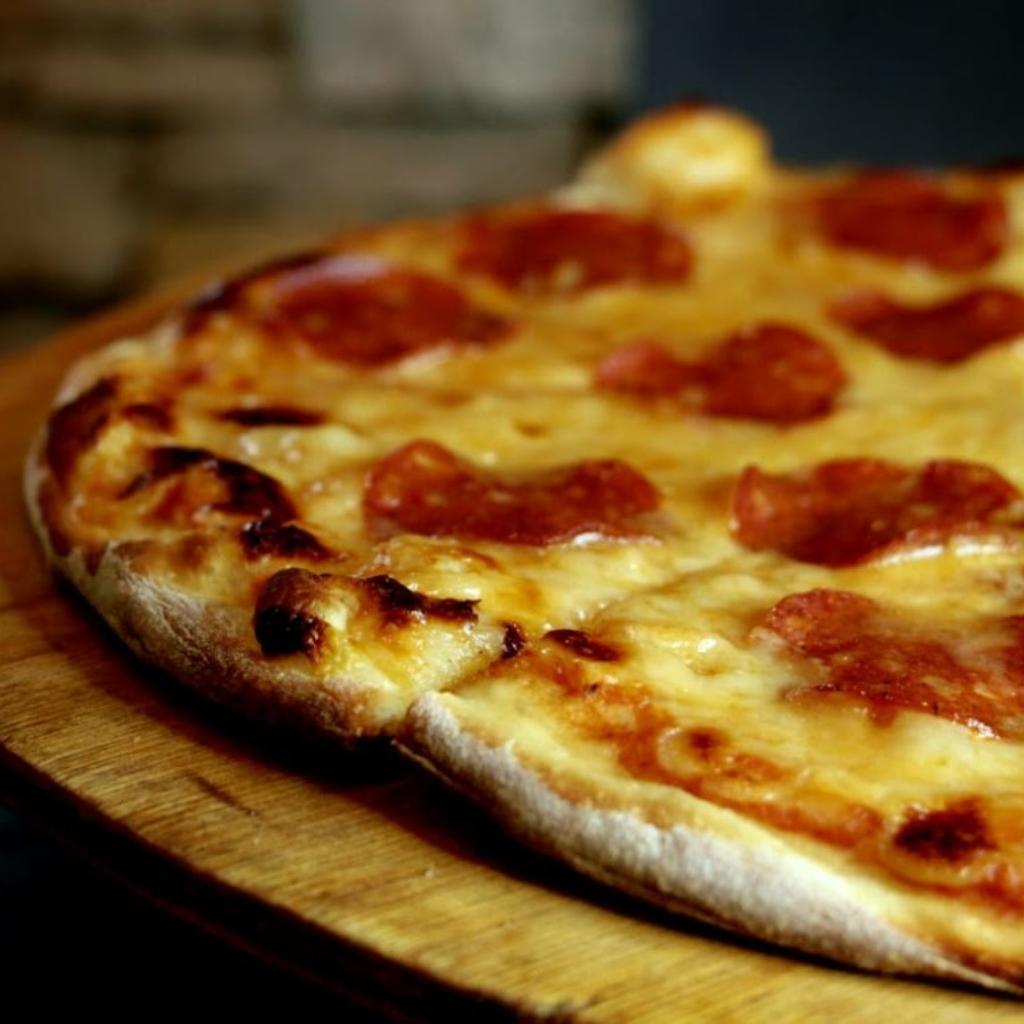 Pizza Pepperoni - Pepper Gourmet